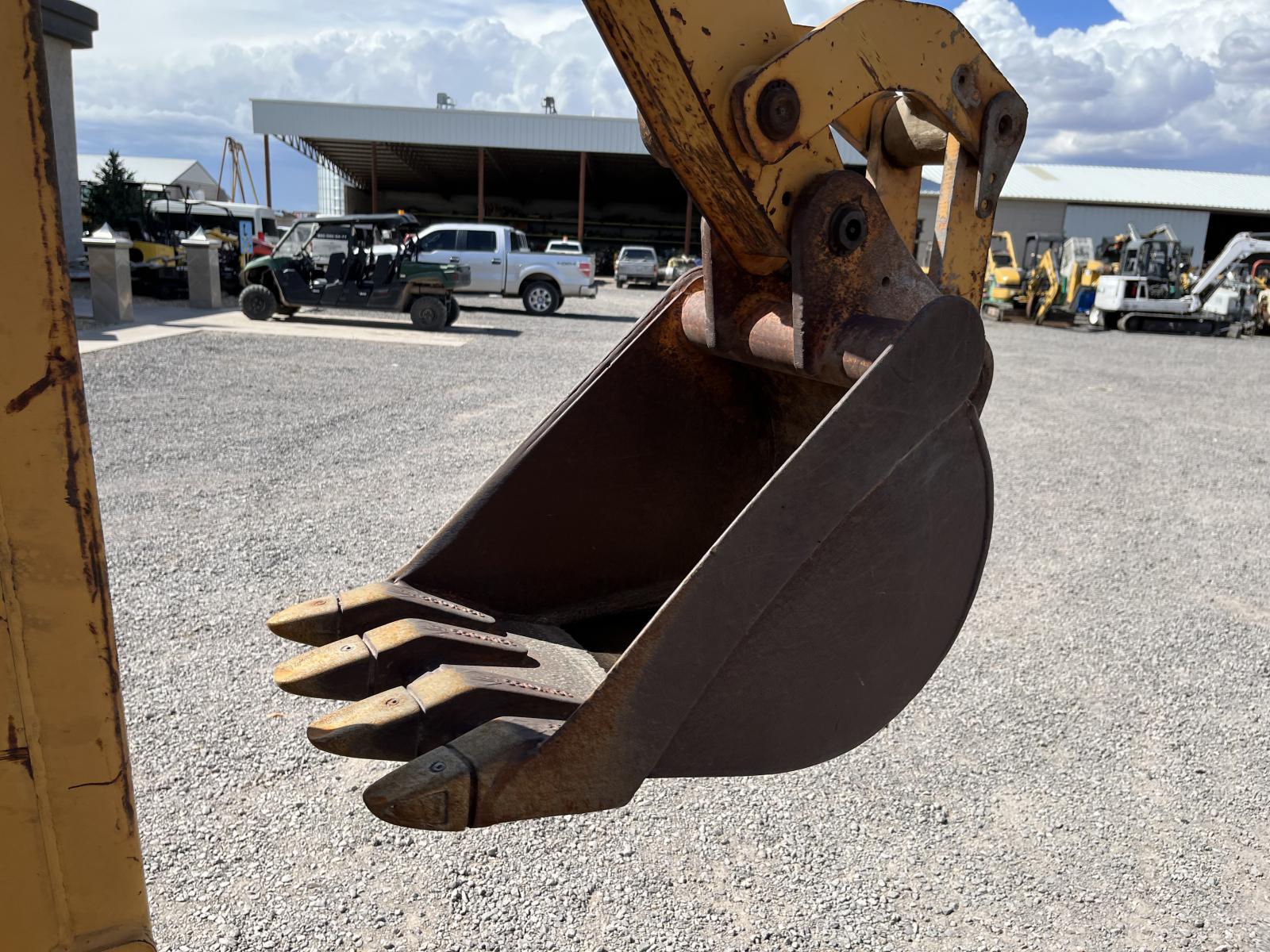 ./imagenes/INVOICE/2019/16425/ZANJADORA CASE 660 (12).JPG